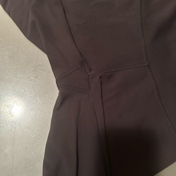 Wunder Train High Rise Short 8” - Picture 2 of 4